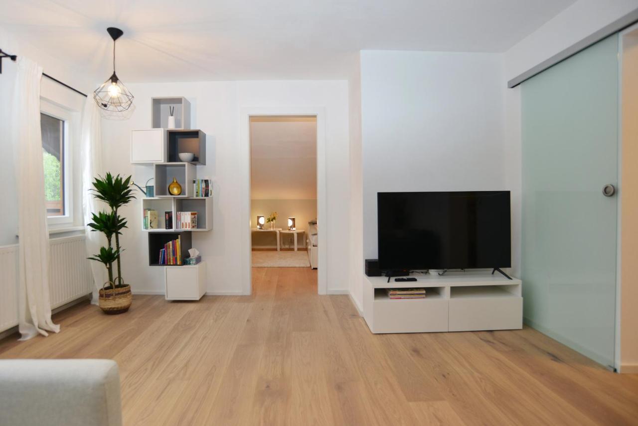 Ferienwohnung Innsbruck-Vill ภายนอก รูปภาพ