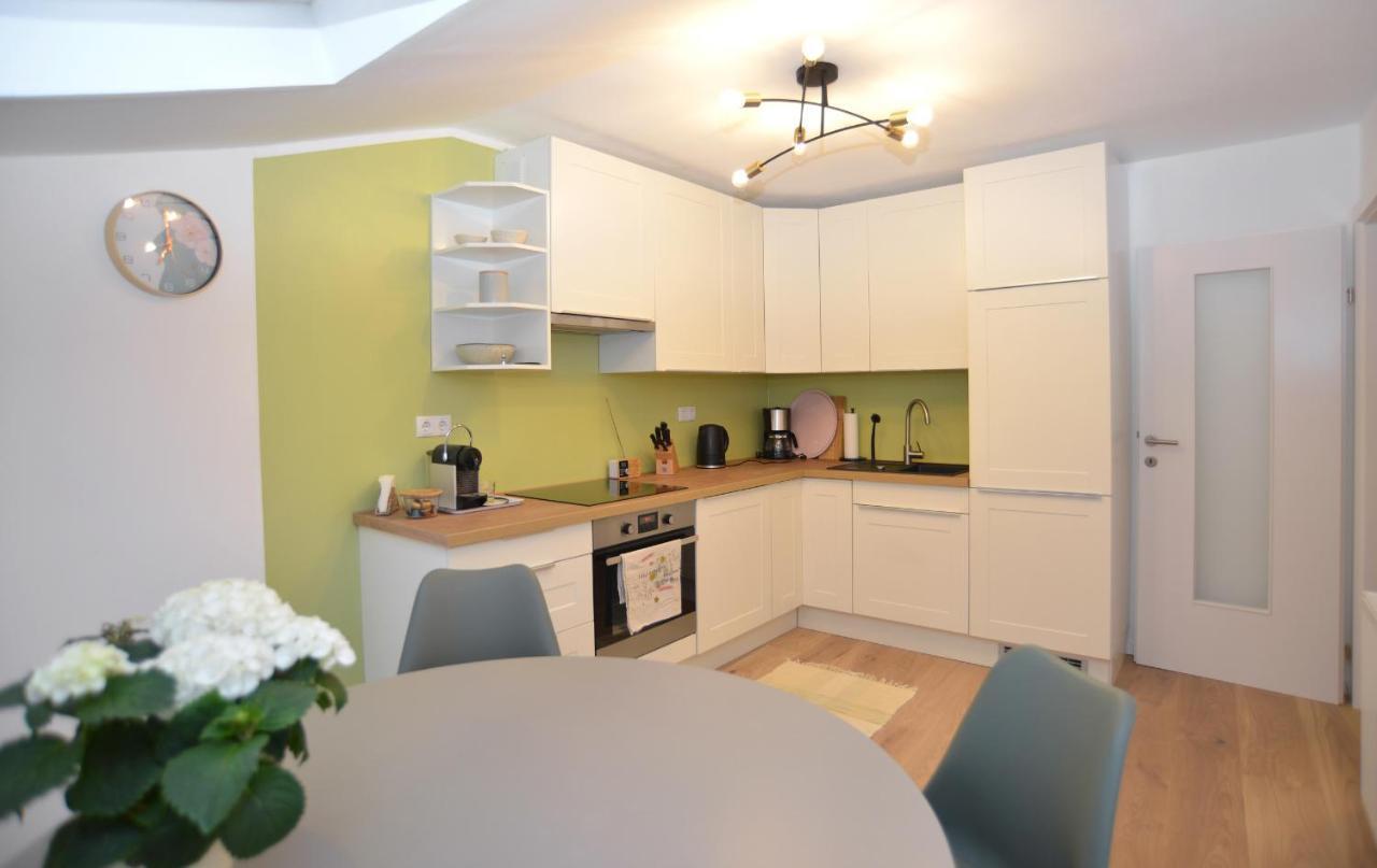 Ferienwohnung Innsbruck-Vill ภายนอก รูปภาพ