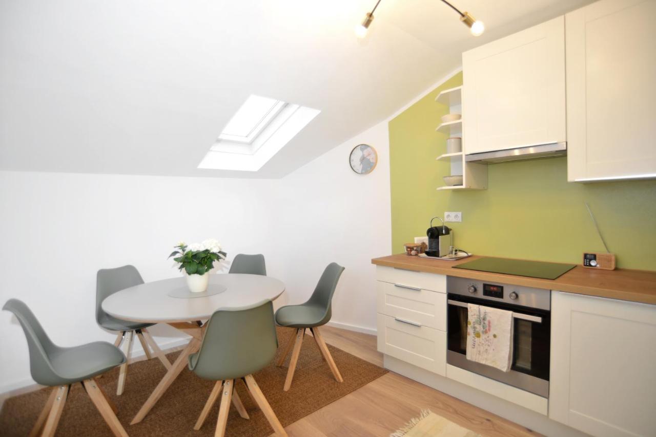 Ferienwohnung Innsbruck-Vill ภายนอก รูปภาพ