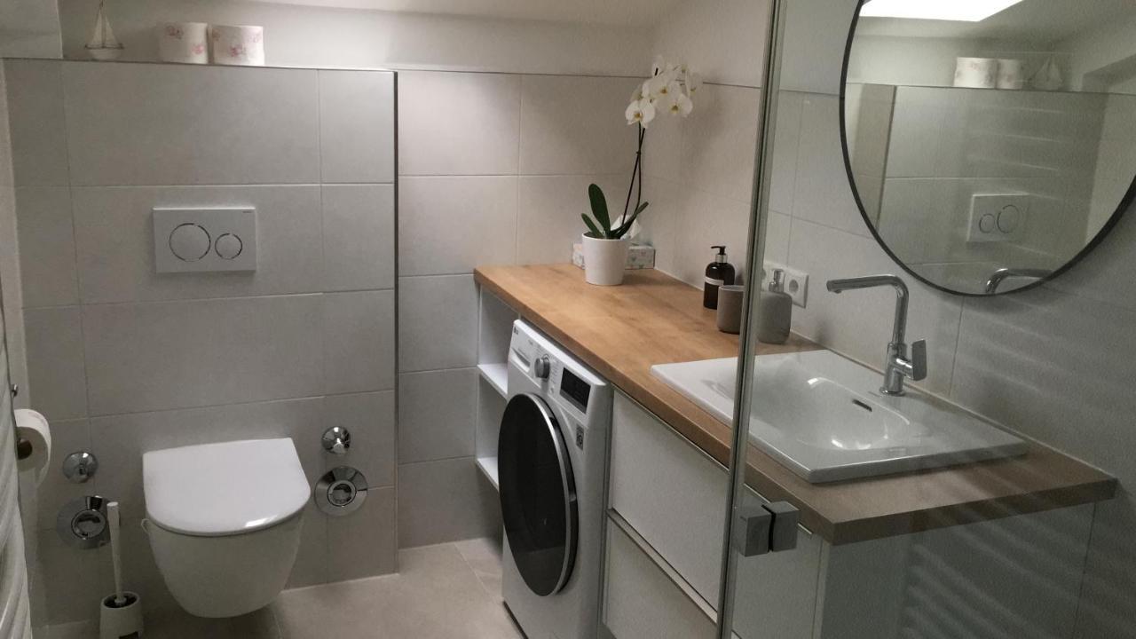 Ferienwohnung Innsbruck-Vill ภายนอก รูปภาพ
